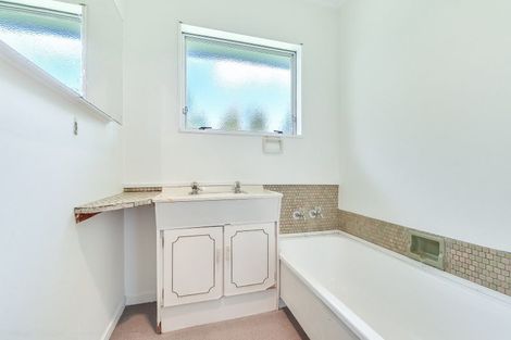 Photo of property in 71a Heath Street, St Andrews, Hamilton, 3200