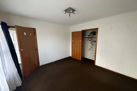 Photo of property in 1/663 Te Atatu Road, Te Atatu Peninsula, Auckland, 0610