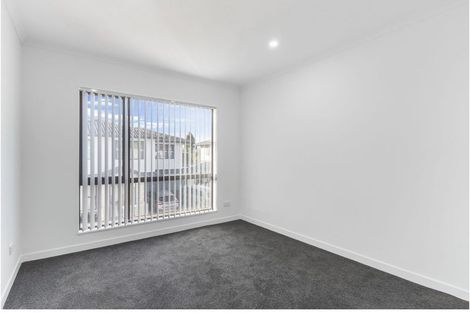 Photo of property in 127b Russell Road, Manurewa, Auckland, 2102