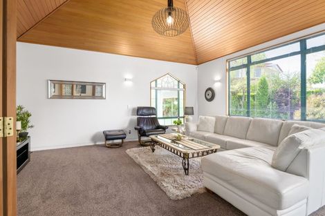 Photo of property in 2 Minchin Crescent, St Andrews, Hamilton, 3200