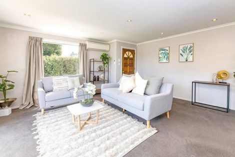 Photo of property in 2/149 Wairakei Road, Bryndwr, Christchurch, 8053