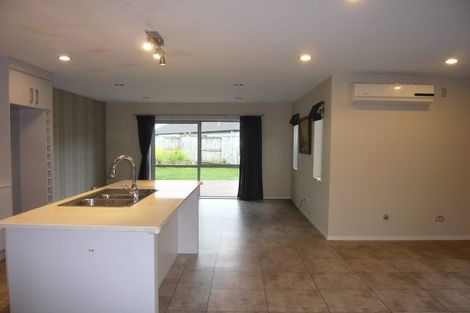 Photo of property in 16 Cole Thomas Place, Huntington, Hamilton, 3210