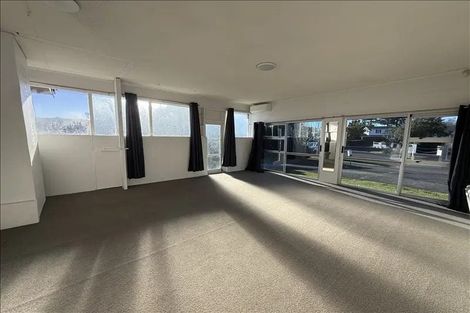Photo of property in 19 Samuel Place, Queenwood, Hamilton, 3210