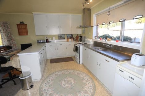 Photo of property in 12 Donald Street, Morven, Waimate, 7980