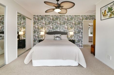 Photo of property in 18 Tamatea Drive, Snells Beach, 0920