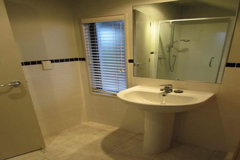 Photo of property in 15/64 Schnapper Rock Road, Schnapper Rock, Auckland, 0632