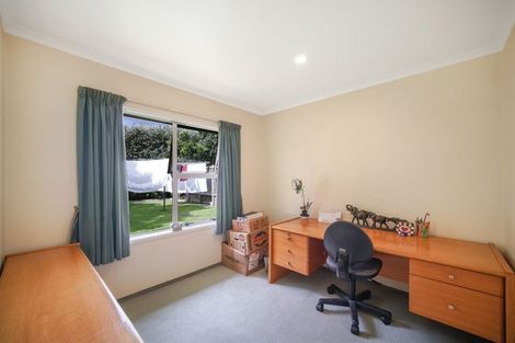 Photo of property in 27d Swanson Road, Henderson, Auckland, 0610