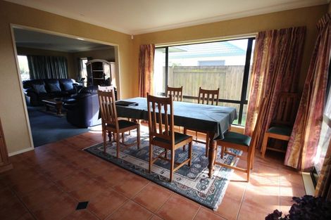 Photo of property in 16 Presidential Drive, Milson, Palmerston North, 4414