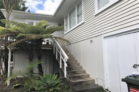 Photo of property in 33 Orion Place, Hillcrest, Auckland, 0627