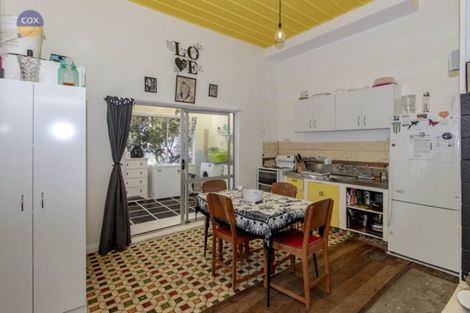 Photo of property in 155 Carlyle Street, Napier South, Napier, 4110