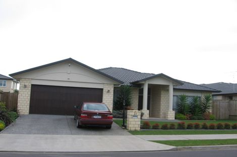 Photo of property in 23 Baltersan Drive, Flat Bush, Auckland, 2016