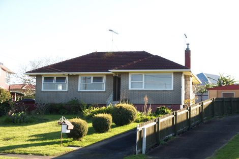 Photo of property in 22 Halswell Street, Mangere East, Auckland, 2024