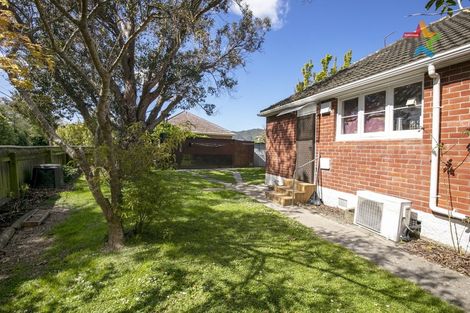 Photo of property in 188 Cambridge Terrace, Naenae, Lower Hutt, 5011