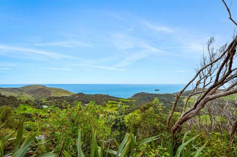 Photo of property in 66 Constable Road, Muriwai, Waimauku, 0881