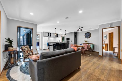 Photo of property in 86d Barrett Road, Whalers Gate, New Plymouth, 4310