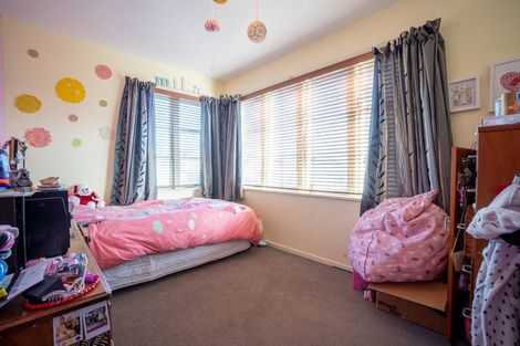 Photo of property in 1 Tyndall Street, Palmerston North, 4414