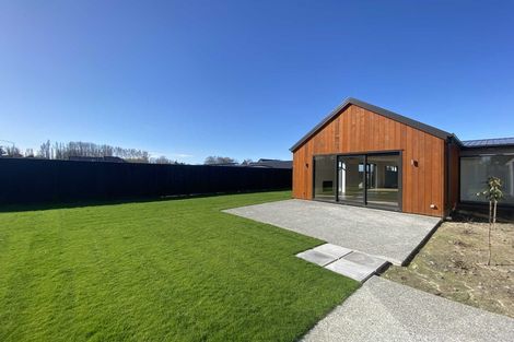 Photo of property in 16 Eleanor Lane, Casebrook, Christchurch, 8051