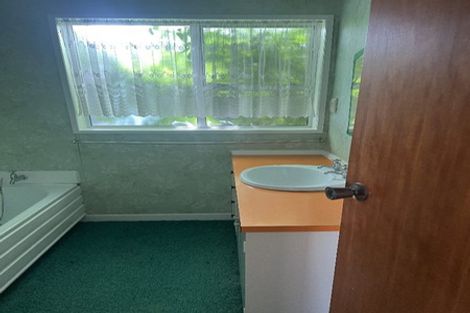 Photo of property in 10 Winiata Place, Otaki, 5512