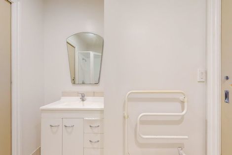 Photo of property in Renwick Apartments, 7/99 Dixon Street, Te Aro, Wellington, 6011