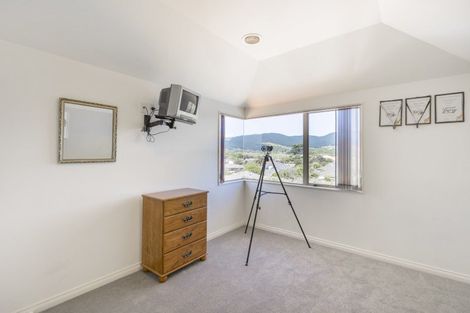 Photo of property in 27 Millennium Hill, Paraparaumu, 5032