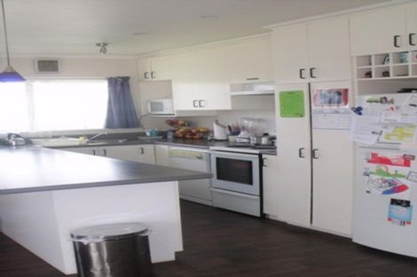 Photo of property in 25 Pelorous Street, Paparangi, Wellington, 6037