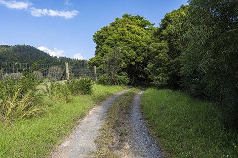 Photo of property in 45 View Road, Hikurangi, 0114