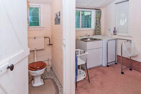 Photo of property in 5 Holmes Bay Road, Pigeon Bay, 7583