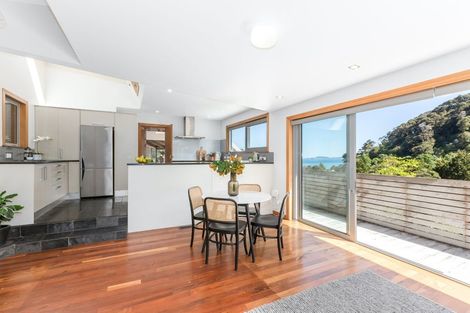 Photo of property in 130a Cheviot Road, Lowry Bay, Lower Hutt, 5013