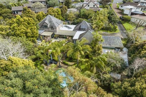 Photo of property in 36 Curacao Place, Half Moon Bay, Auckland, 2012