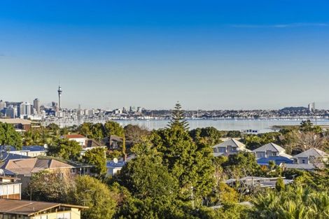 Photo of property in Maison Apartments, 308/16 Huron Street, Takapuna, Auckland, 0622