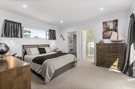 Photo of property in 37 Kapiti Drive, Poraiti, Napier, 4112