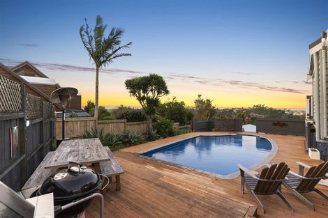 Photo of property in 13 Miraka Place, Birkenhead, Auckland, 0626