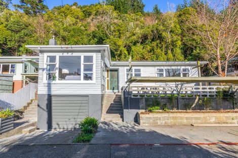 Photo of property in 110a Hine Road, Wainuiomata, Lower Hutt, 5014