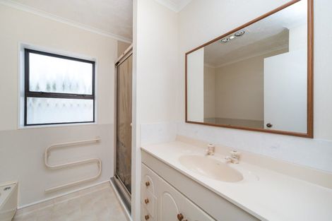 Photo of property in 8 Oxford Street, Hokowhitu, Palmerston North, 4410