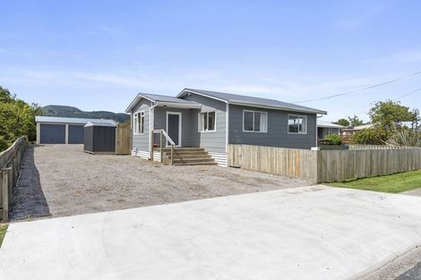 Photo of property in 8 Charles Road, Hannahs Bay, Rotorua, 3010