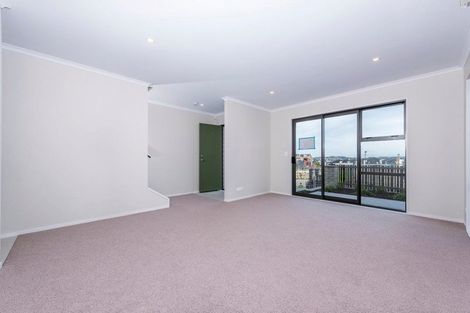 Photo of property in 11 Waenganui Road, Hobsonville, Auckland, 0616