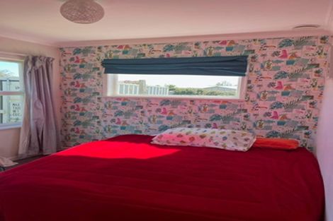 Photo of property in 10 Cargill Street, Levin, 5510