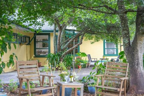 Photo of property in 332 Kuku East Road, Kuku, Levin, 5570