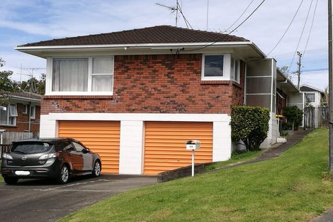 Photo of property in 1/18 Anne Road, Hillcrest, Auckland, 0627