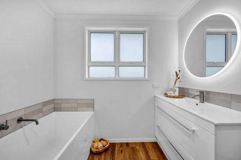 Photo of property in 178 South Road, Hawera, 4610