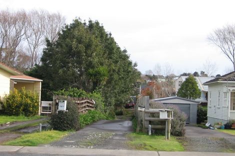 Photo of property in 125 Awaroa Road, Helensville, 0800