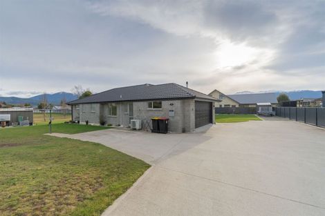 Photo of property in 25 Tawera Place, Te Anau, 9679