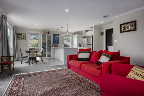 Photo of property in 11 Banks Boulevard, Whitby, Porirua, 5024