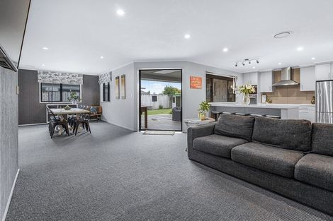 Photo of property in 5 Cole Thomas Place, Huntington, Hamilton, 3210