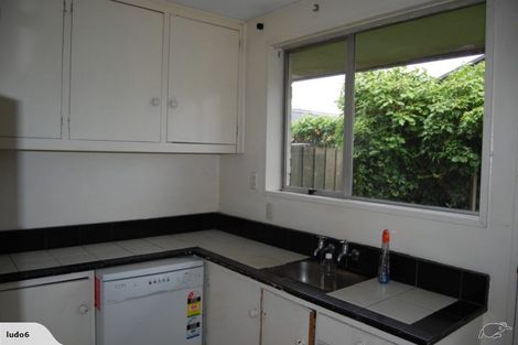 Photo of property in 4/100 Huxley Street, Sydenham, Christchurch, 8023