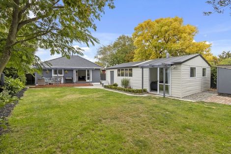 Photo of property in 16 Gregan Crescent, Burnside, Christchurch, 8053
