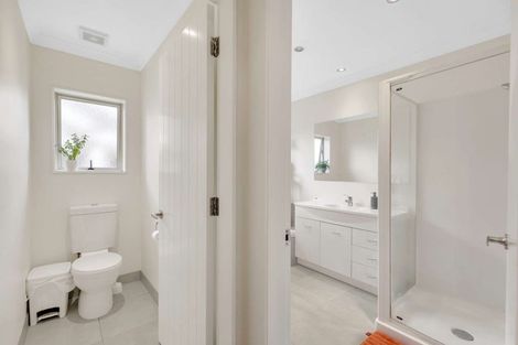 Photo of property in 12 Ruru Place, Levin, 5510