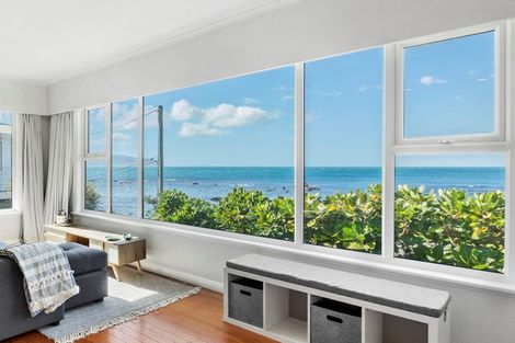 Photo of property in 146 Owhiro Bay Parade, Owhiro Bay, Wellington, 6023