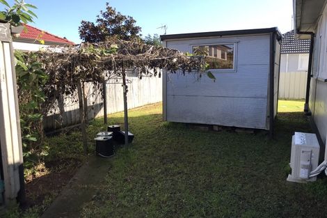 Photo of property in 72b Swaffield Road, Papatoetoe, Auckland, 2025