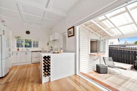 Photo of property in 1/10 Hart Road, Hauraki, Auckland, 0622